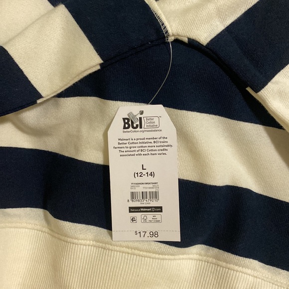 NWT time and tru sweater - Picture 3 of 4